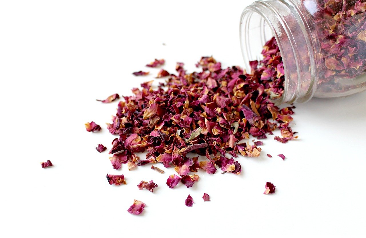 ROTE VULKANSEIFE ROSE-ZITRUS